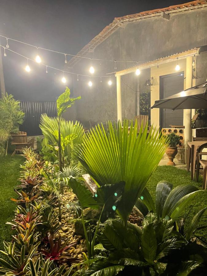 Tiny Home Garden บานาเนย์รัส ภายนอก รูปภาพ